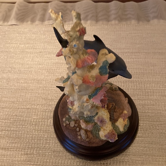 Lenox Dolphins of Rainbow Reef 1998 Figurine - Picture 5 of 9
